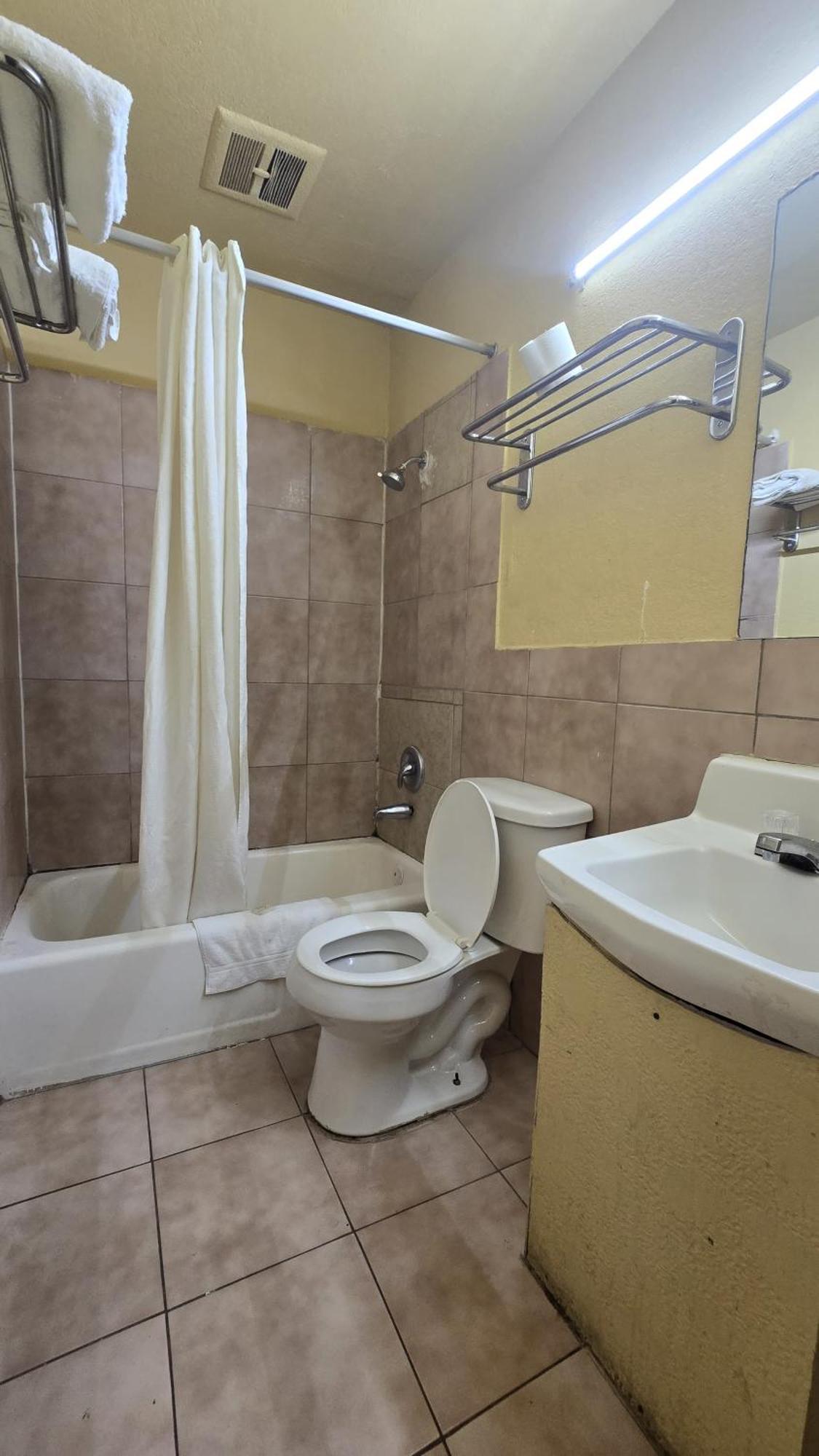 Super 7 Inn By Oyo San Antonio Nw Medical Center Екстериор снимка