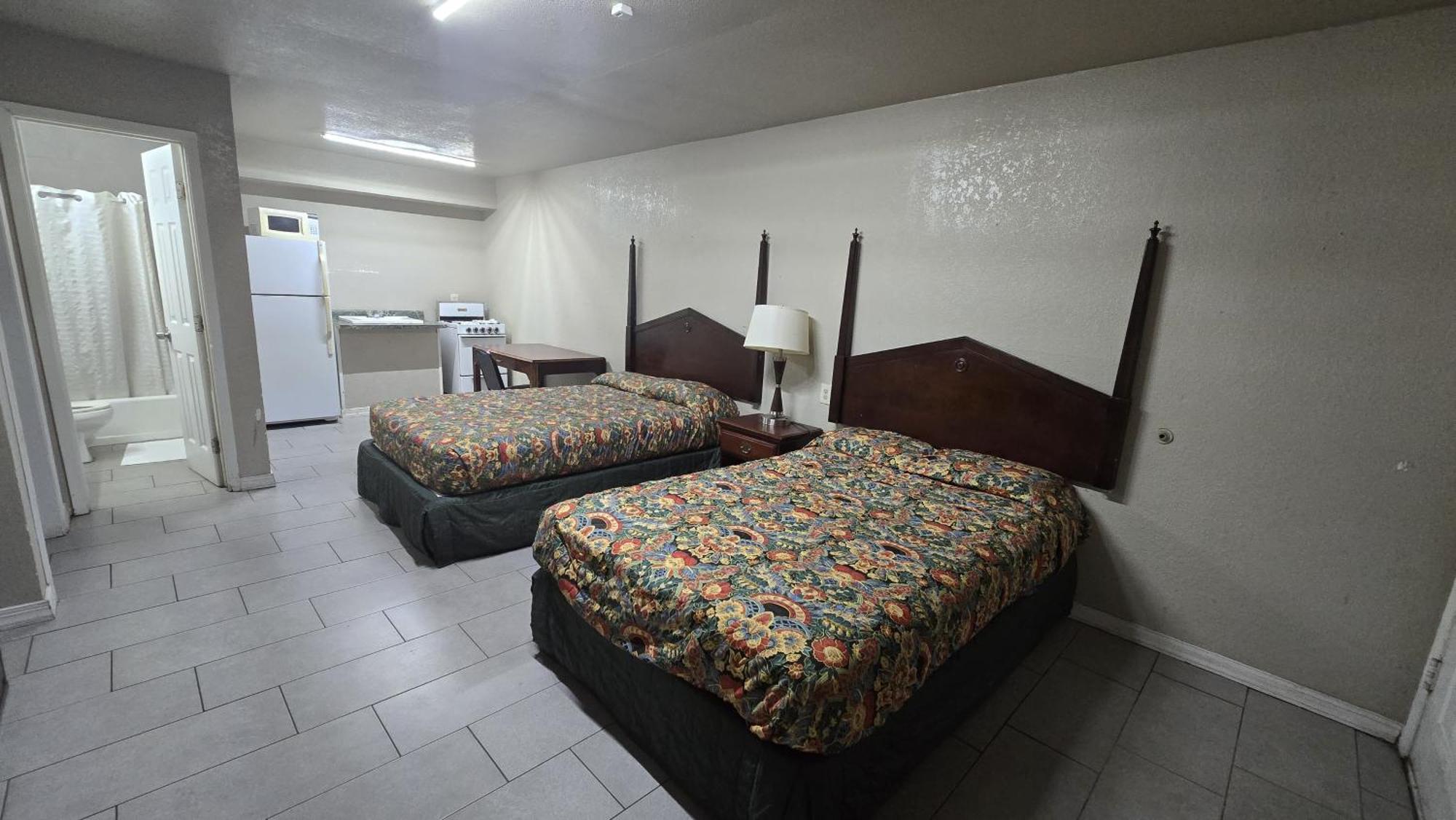 Super 7 Inn By Oyo San Antonio Nw Medical Center Екстериор снимка
