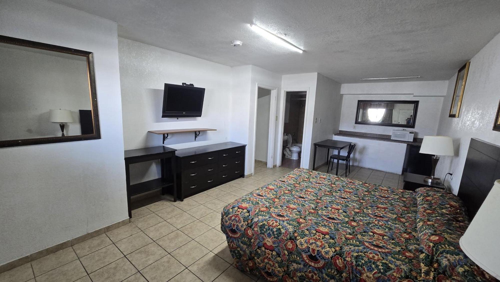 Super 7 Inn By Oyo San Antonio Nw Medical Center Екстериор снимка