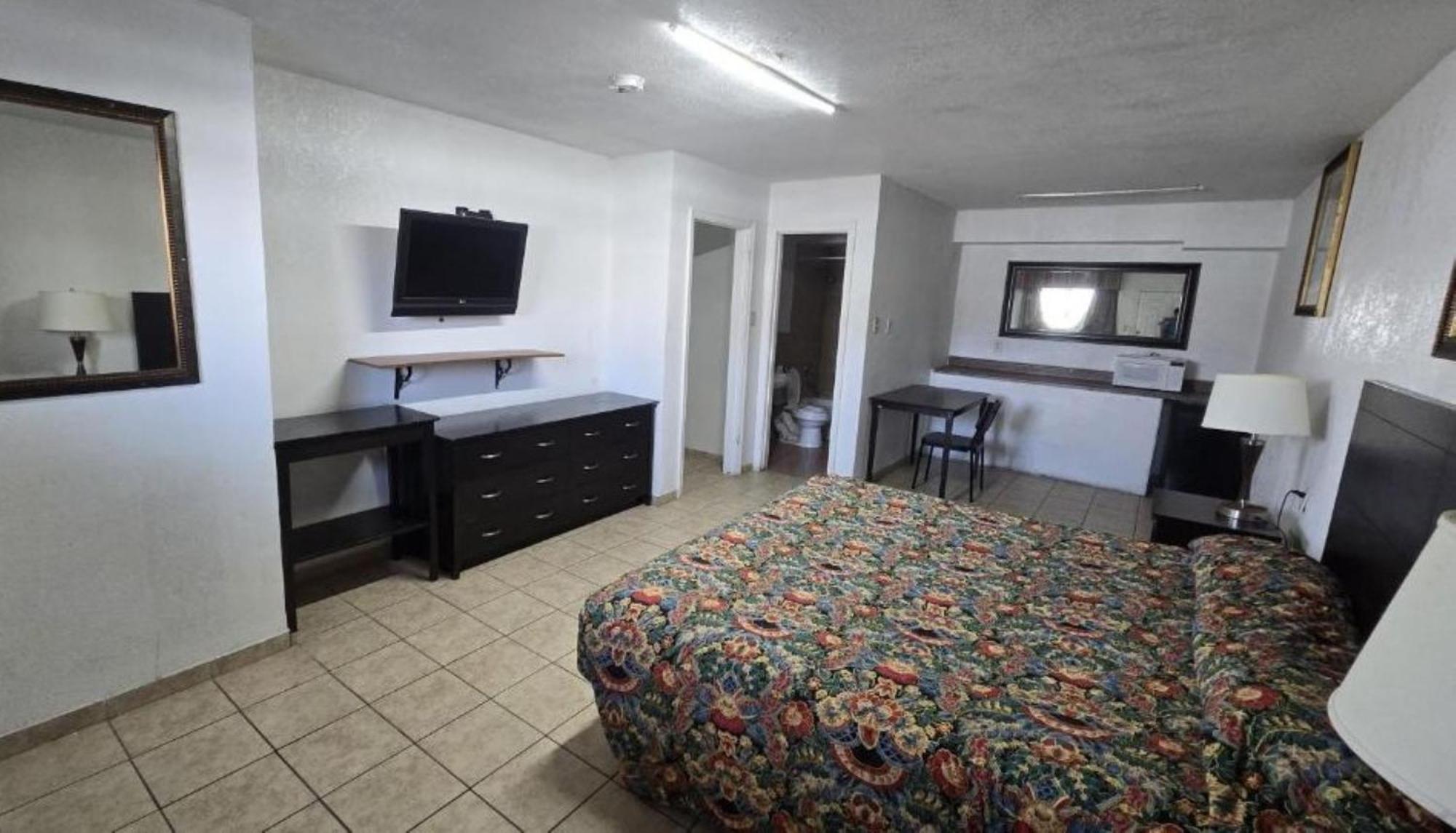 Super 7 Inn By Oyo San Antonio Nw Medical Center Екстериор снимка